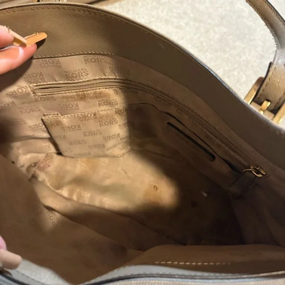 Michael Kors Beige Taupe Mirror MirroredTote Bag Shoulder Purse - Picture 13 of 14